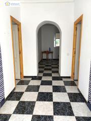 Casa  Calle de leandro sequeiros. Casa de una planta con gran patio en gerena
