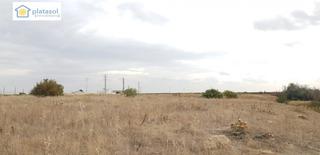 Masia  Carretera guillena. Finca rústica de 5 hectáreas en guillena sevilla, con luz y agua