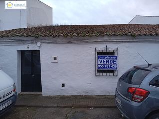 Maison  Plaza fernando alonso lopez. Casa de pueblo para reforma integral en el madroño con proyecto