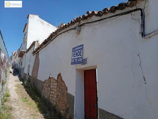 Terreny residencial  Calle linares. Terreno urbano en pleno centro de zufre huelva con vistas espect