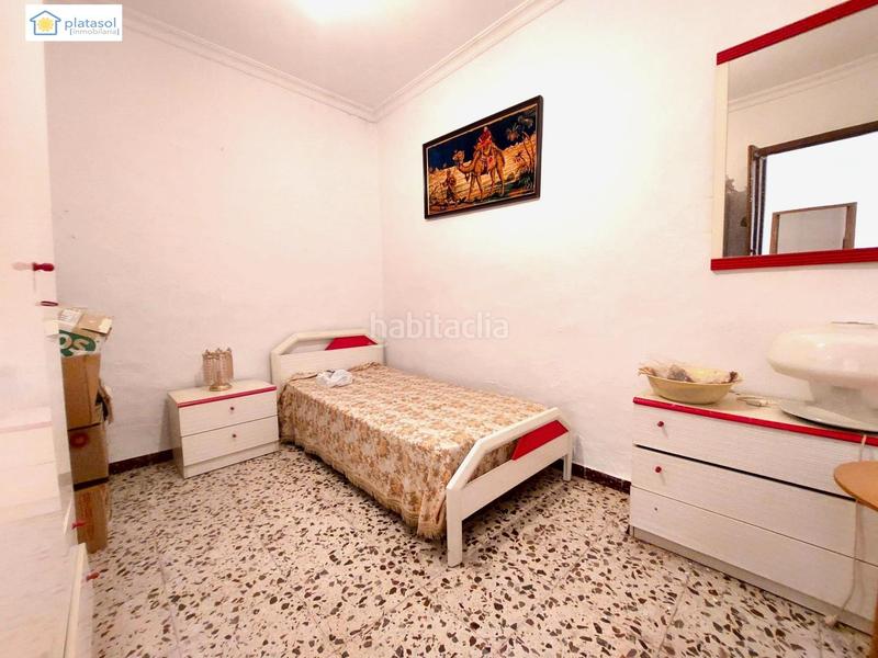 Foto 02aa0c42-1952-43d2-b9ef-c8b6f1ecbbc6. House in Gerena