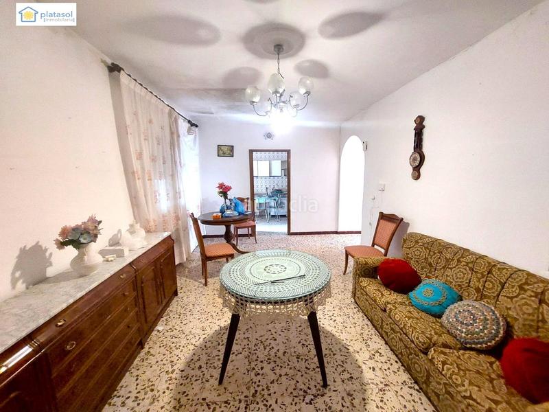 Foto 751b8573-b84a-4e83-80eb-63b5f9133321. House in Gerena