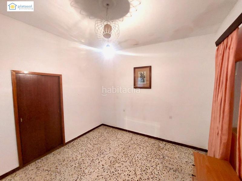 Foto 84600252-4e4e-4bc7-a9cf-3de71bf8a472. House in Gerena