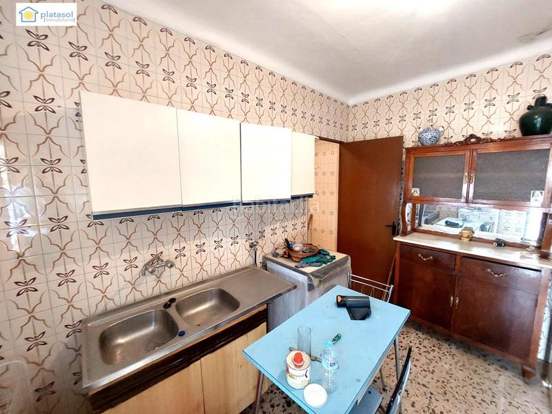 Foto 85265471-2ffc-4753-bc36-dc96b24150b3. House in Gerena