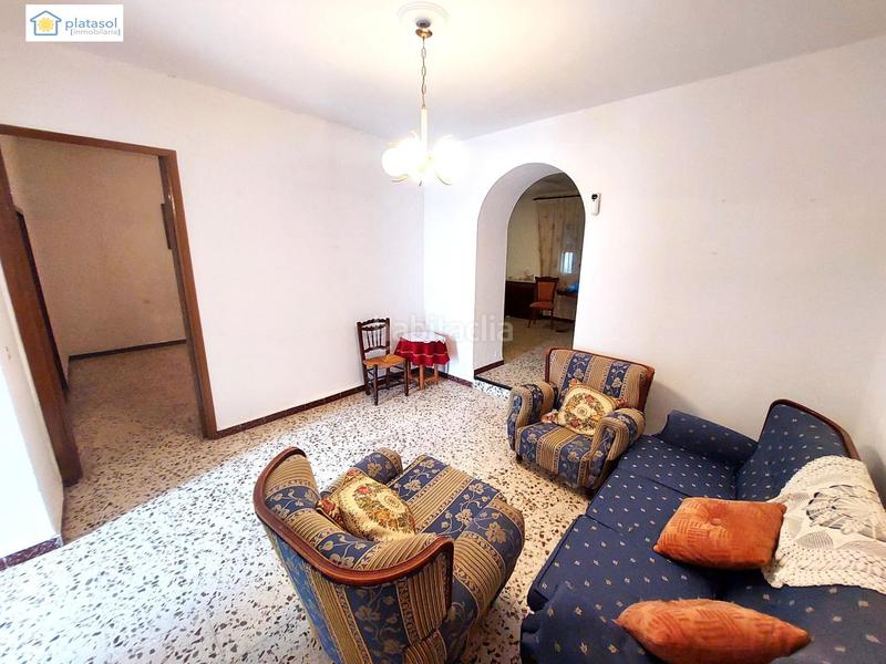 Foto d902455b-ab46-43ad-b72d-1a1898470ed7. House in Gerena