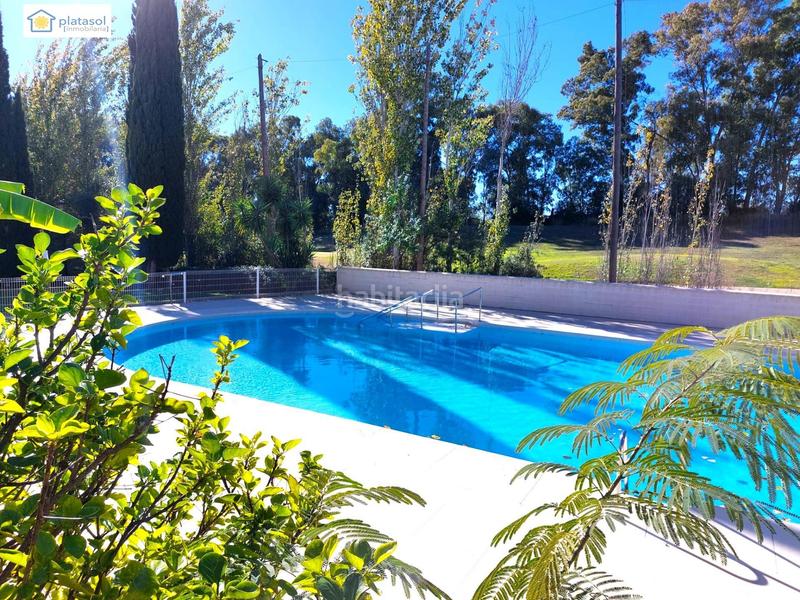 Foto bfbff921-cad5-4ed2-8688-23eccf67bef3. Maison jumelée dans Las Pajanosas Guillena