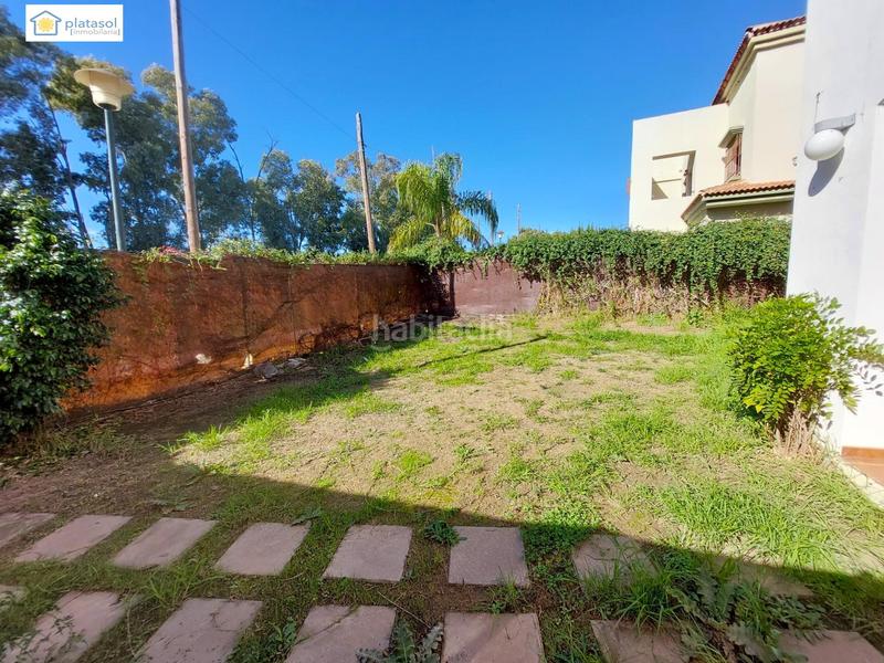 Foto cdf35f72-717a-4605-be67-0eaf8c76e3cf. Maison jumelée dans Las Pajanosas Guillena