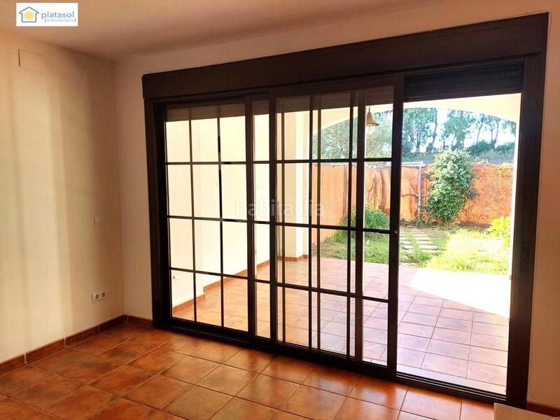 Foto d0920acf-1e8f-4e67-89f9-8abbb2425fab. Maison jumelée dans Las Pajanosas Guillena