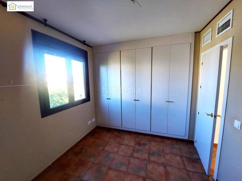 Foto d62cb43a-ac5c-4616-9c6a-b9c64eff566e. Maison jumelée dans Las Pajanosas Guillena