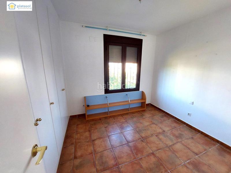 Foto de80b843-6c50-4d36-bb27-e96c164c0b08. Maison jumelée dans Las Pajanosas Guillena