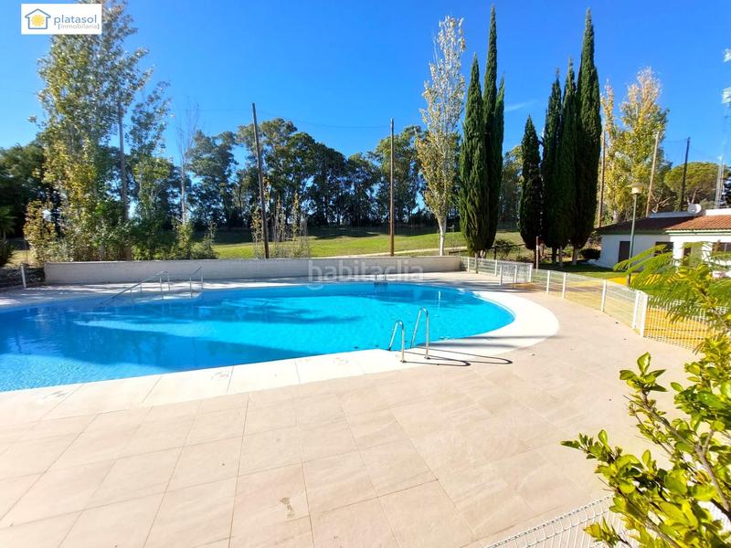 Foto ef773a2c-bccc-4f26-929b-f552c4284415. Maison jumelée dans Las Pajanosas Guillena