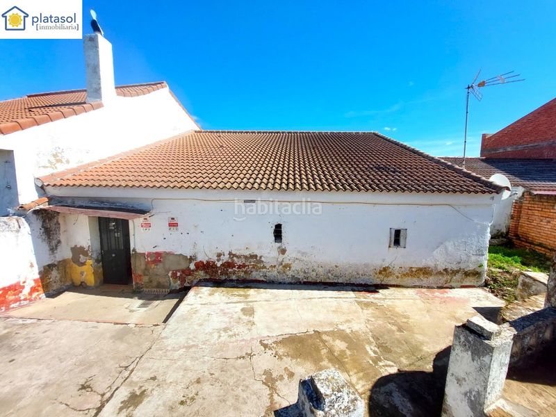 Foto 1285d6e9-4e2b-4c46-aac4-3030d335e8fb. Casa amb aparcament a Garrobo (El)