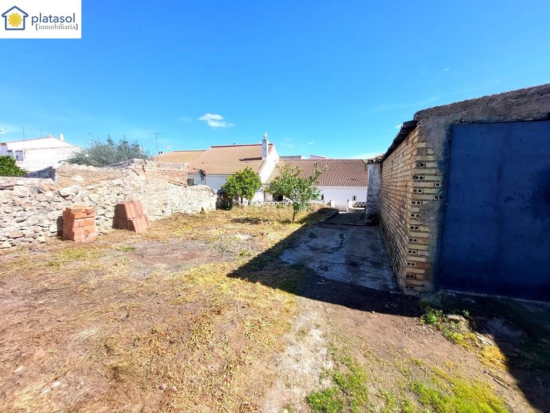 Foto 31cef1c7-64f9-4bd5-b1fb-7437c005e814. Casa amb aparcament a Garrobo (El)