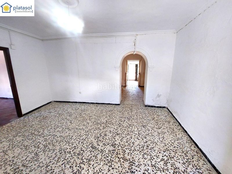 Foto 946e16c0-cb81-4aee-8fb0-216868aa6e7e. Casa amb aparcament a Garrobo (El)
