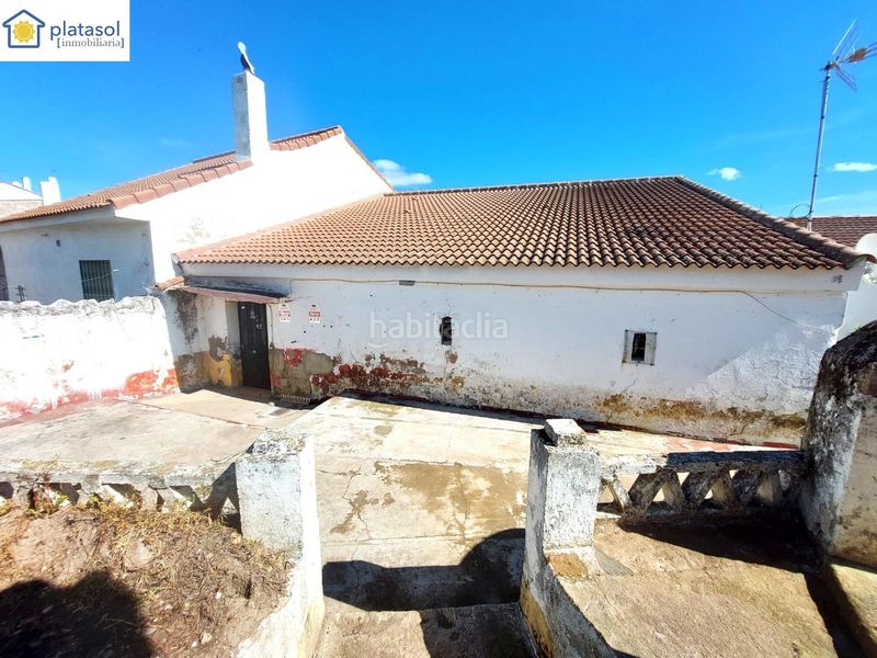 Foto b5219ab2-f60e-4a21-b8fc-d8a4bf1fa5e1. Casa amb aparcament a Garrobo (El)