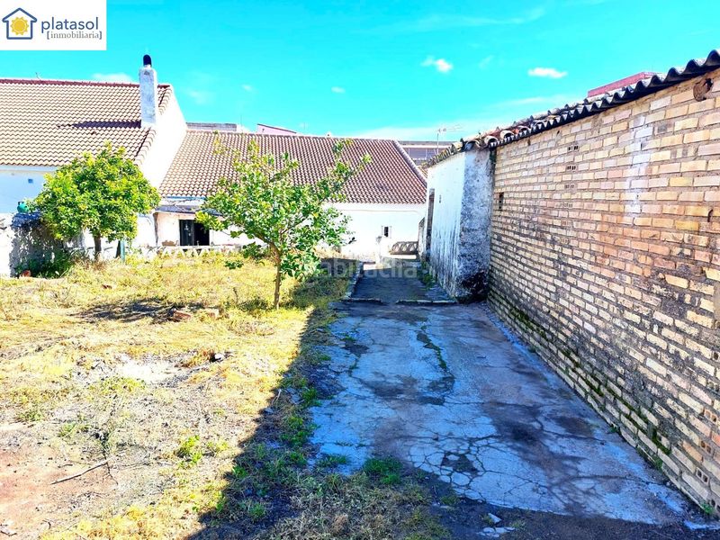 Foto bea919bc-c482-4266-9923-838b4deda2d6. Casa amb aparcament a Garrobo (El)