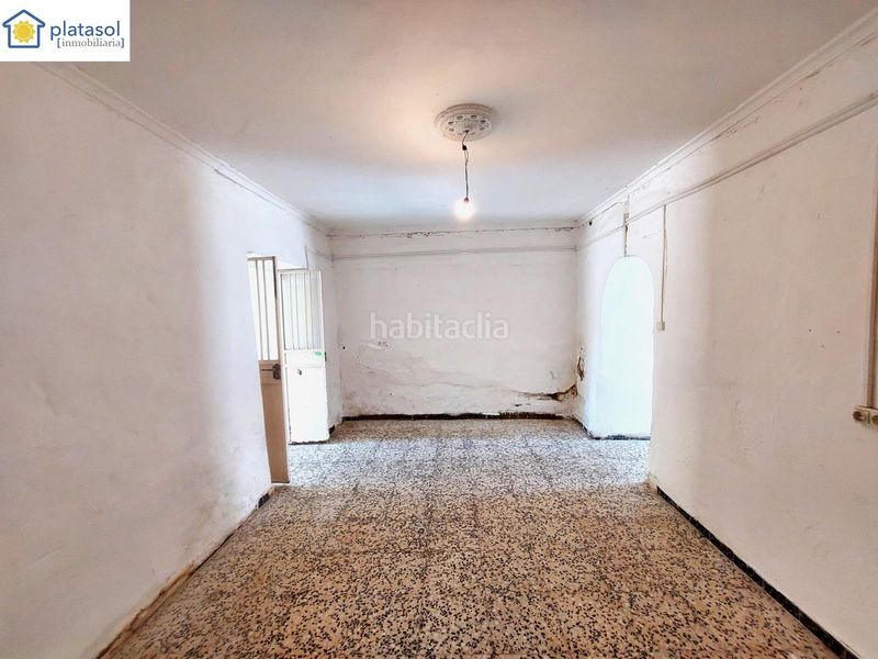 Foto ddb64841-e9e5-44bb-a278-0aed585bba83. Casa amb aparcament a Garrobo (El)