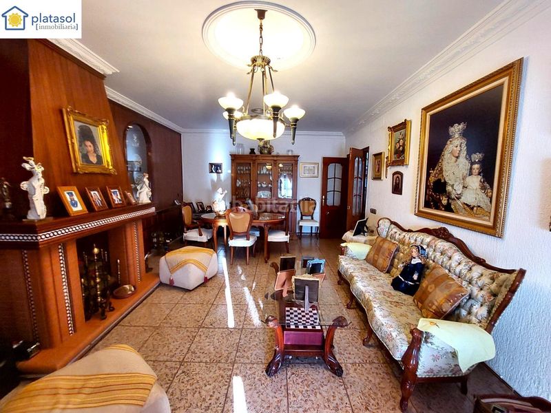 Foto ae6544d9-ddab-4199-9898-95d2c0eb77b9. Casa amb calefacció a Aznalcóllar