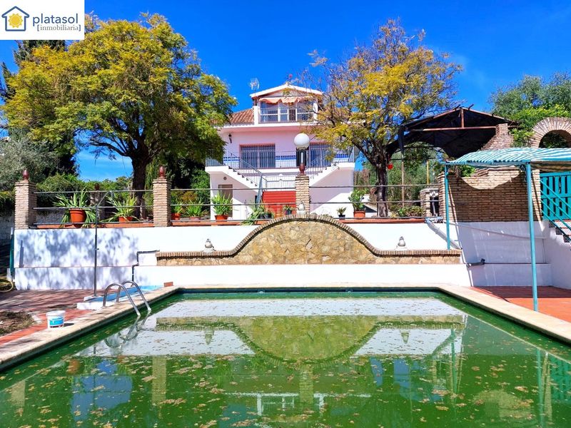 Foto be49370f-66b2-4b1d-9610-9ee8dfcdfe06. Xalet amb aparcament piscina a Las Pajanosas Guillena