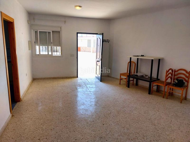 Foto 1cbb58c9-c970-44b1-a4ca-2c8885dab0c3. Casa adossada a Aznalcóllar