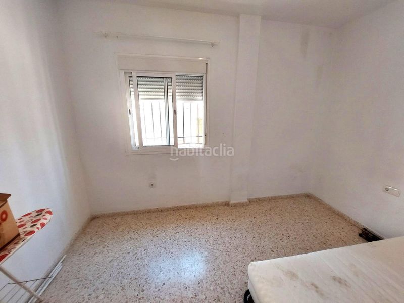 Foto f3ef86ae-3bcf-49bd-9301-37989b52fcf5. Casa adossada a Aznalcóllar