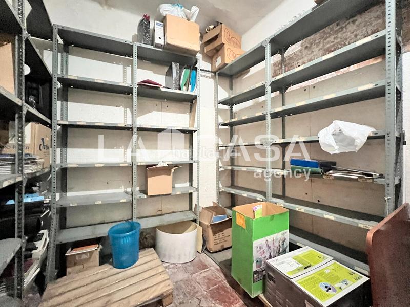 Foto 70b542cd-7b62-4592-acbf-ea1a48877039. Local comercial en La Salut Badalona