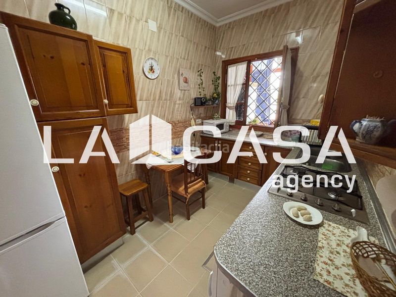 Foto ce6a2b71-e7a9-41db-89fb-4326186c1fdc. Chalet en cerros de Montequinto Montequinto