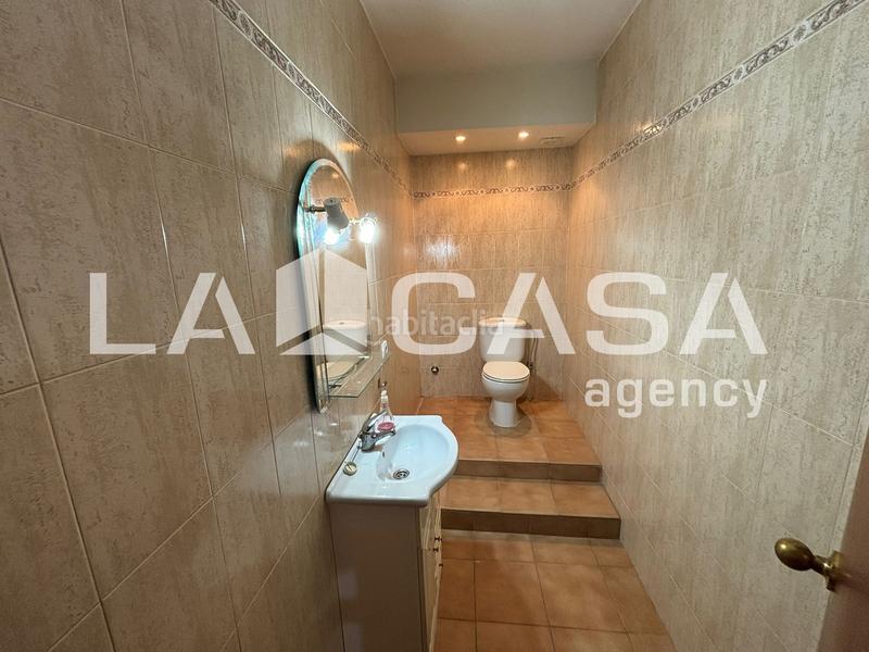 Foto 4cc701b9-bd44-46ca-88ba-ad41f1e56252. Chalet en cerros de Montequinto Montequinto