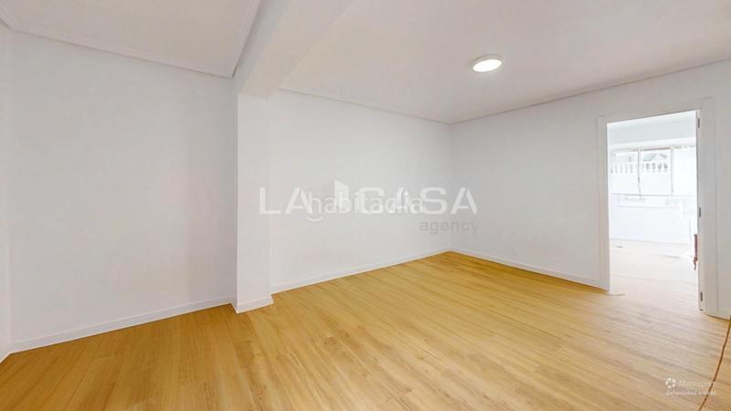 Foto ce6ca2b6-bc79-4377-863f-7a08c992baf5. Appartamento in Natzaret Valencia