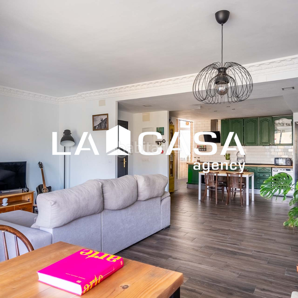 Foto 29b3a62d-7761-45f0-859e-b79b5f797404. Appartamento in Cruz Roja Sevilla