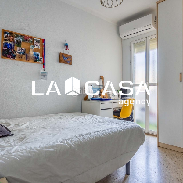 Foto dd72b80e-2434-4606-b0db-ab2deea80456. Appartamento in Cruz Roja Sevilla