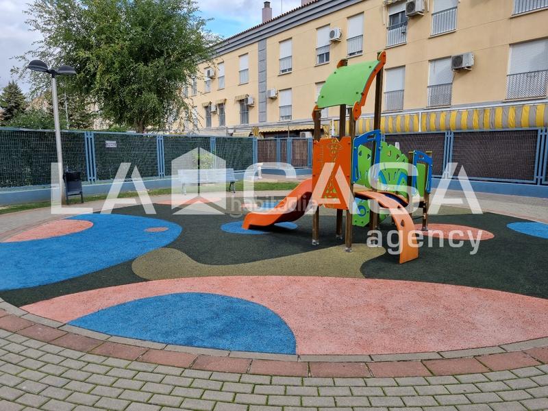 Foto 870200d8-433b-4dad-85bd-721ccc9f6a69. Appartamento con parcheggio in Arco Norte - Avda España Dos Hermanas