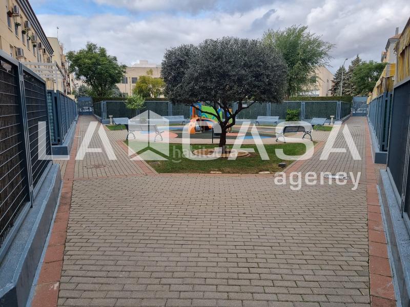 Foto 0f0a63aa-f529-4c0b-8aaa-e3255944717e. Pis amb aparcament a Arco Norte - Avda España Dos Hermanas