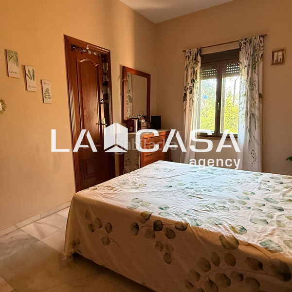 Foto 3be4fc5f-8c1f-45d9-a7df-49bc01affc03. Appartement dans San Julián Sevilla