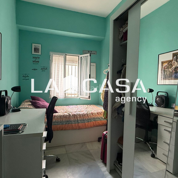 Foto 47b398e0-9d53-454c-9b53-5534bab9cffb. Piso en San Julián Sevilla