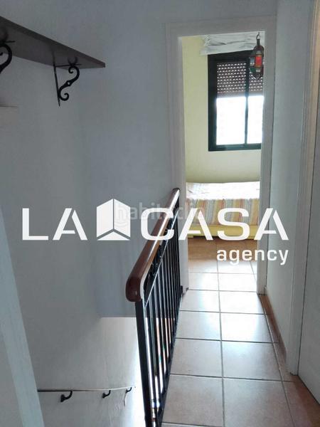 Foto 28a93a0e-b38b-46b7-8eab-05434667dd12. Maison dans Guadalcanal