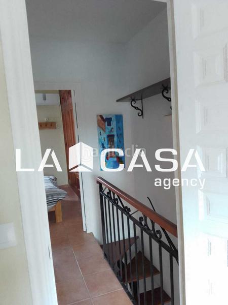 Foto dbbcbc63-2e0b-4f9e-b7cb-93808a28b289. Maison dans Guadalcanal