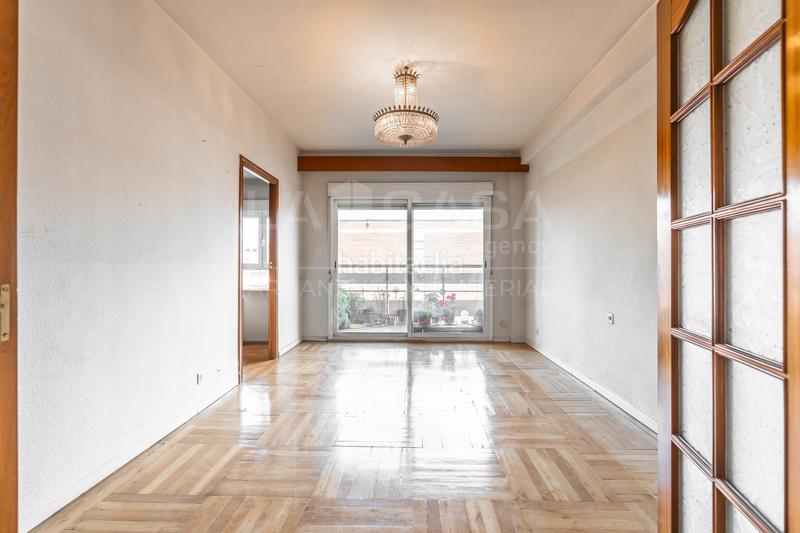 Foto a6625aaa-374a-436c-8818-87d3dc73eea5. Flat with heating in Casa de Campo Madrid