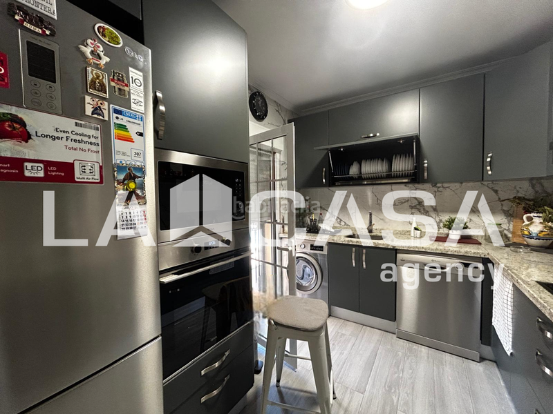 Foto 93509a3a-ea2d-43e3-9c4b-b808127c7e16. Chalet mit parking pool in Olivar de Quintos Montequinto