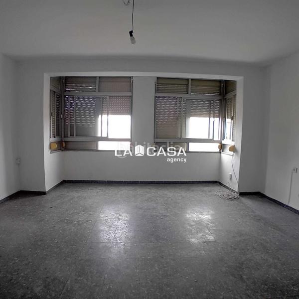 Foto fede98e2-adfa-4a7e-aefd-7d5a8acc8f8a. Casa a Pescadores - Saladillo Algeciras