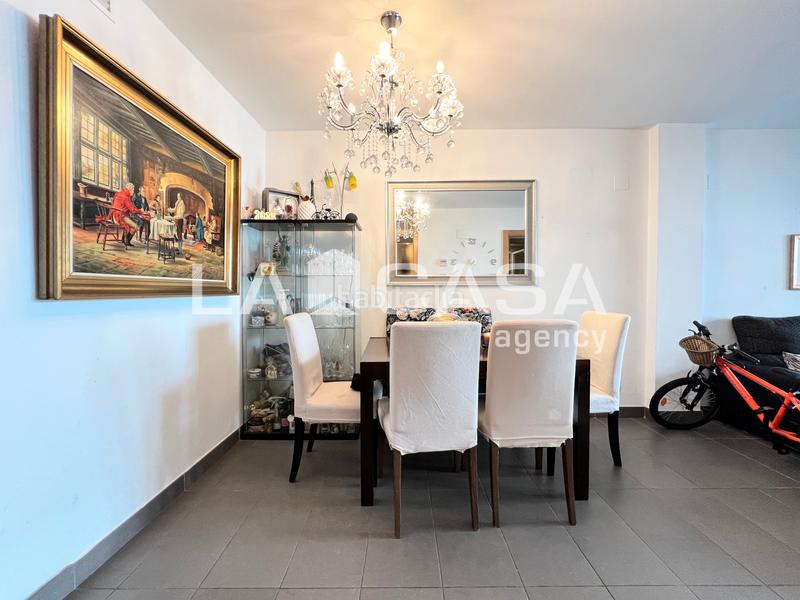 Foto a0a652f5-9788-49c7-8dc2-270bcece8f09. Appartamento con parcheggio in La Salut Badalona