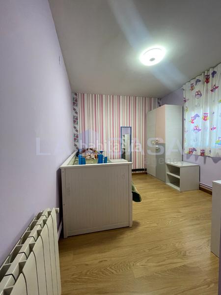 Foto f929e3d9-2d6d-4240-81ad-d29534644a86. Pis a La Salut Badalona