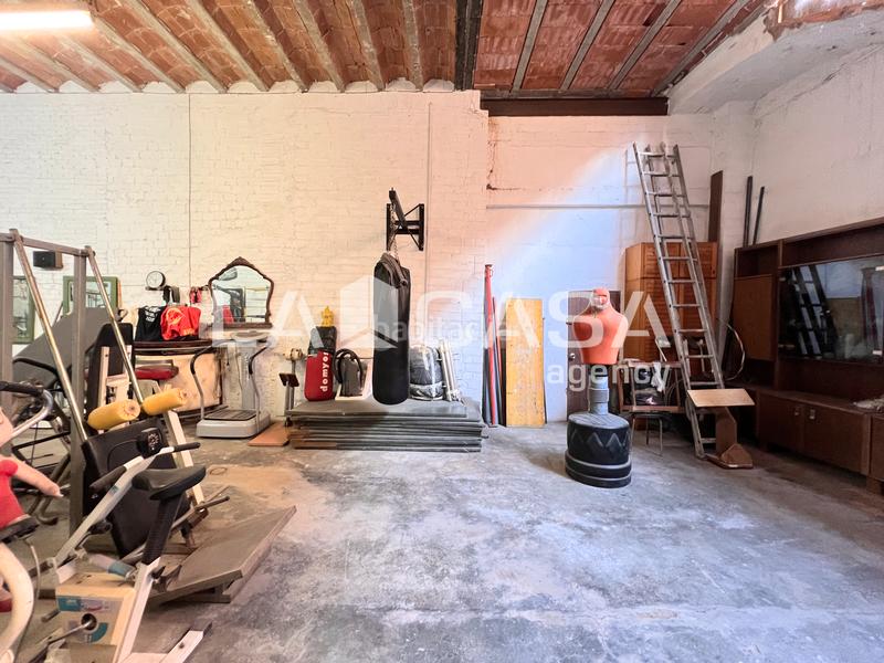 Foto a523d395-f782-4272-ab15-e65475e0ae41. Ground floor in La Salut Badalona