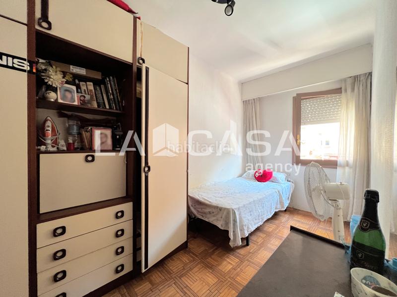 Foto c99789aa-e16a-423e-bc53-0062bb79a852. Pis a Congrés Badalona