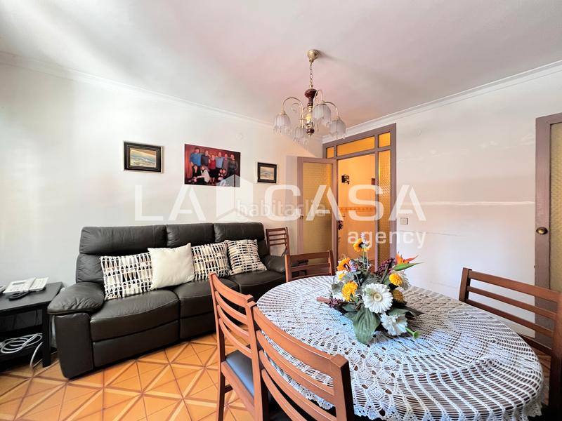 Foto d2c9c062-5a8a-4f06-a9b5-9814dd941976. Piso en Congrés Badalona