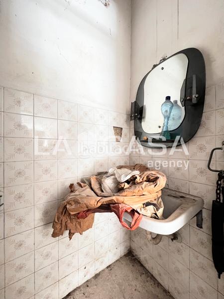 Foto 311d0cb6-1222-42be-b883-8aa456264406. Geschäftsraum in Llefià Badalona