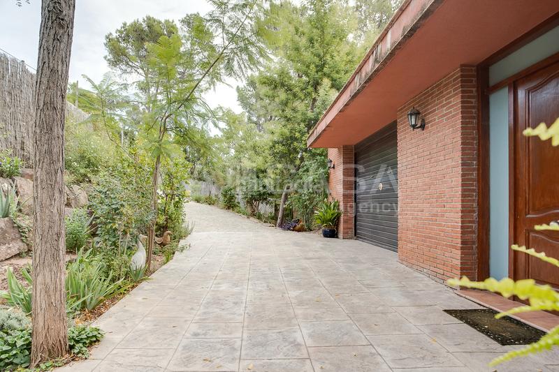 Foto 7c6b5fb5-16f4-483c-86d7-1283420f3343. Maison avec chauffage parking piscine dans Corbera de Llobregat