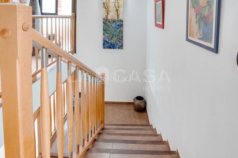 Foto b77da957-3be9-42be-8218-edce39f1eb55. Maison avec chauffage parking piscine dans Corbera de Llobregat