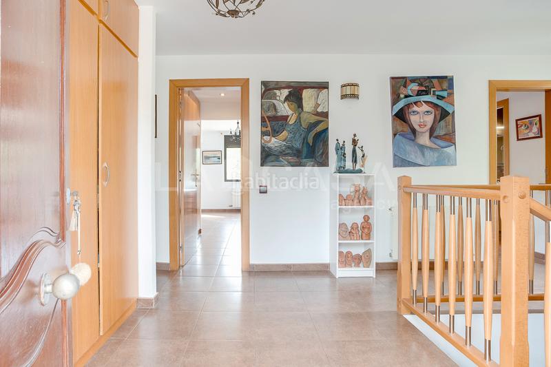 Foto bc920150-70e7-4815-843e-65d56c331634. Maison avec chauffage parking piscine dans Corbera de Llobregat