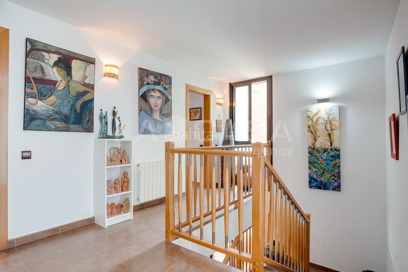 Foto edc15af7-370a-416a-863e-2d1096279742. Maison avec chauffage parking piscine dans Corbera de Llobregat